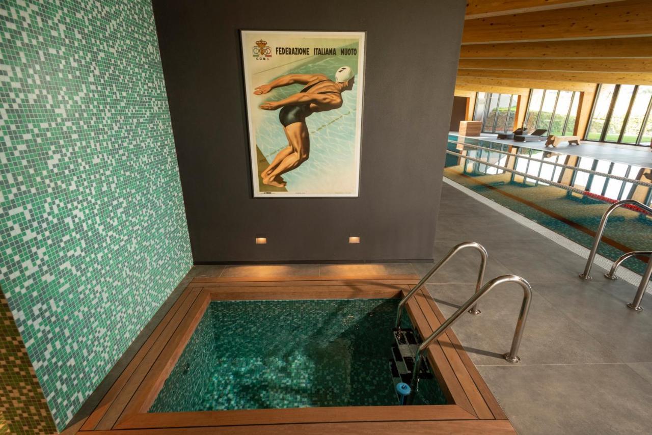 Hotel Le Marne Relais Costigliole d'Asti Esterno foto