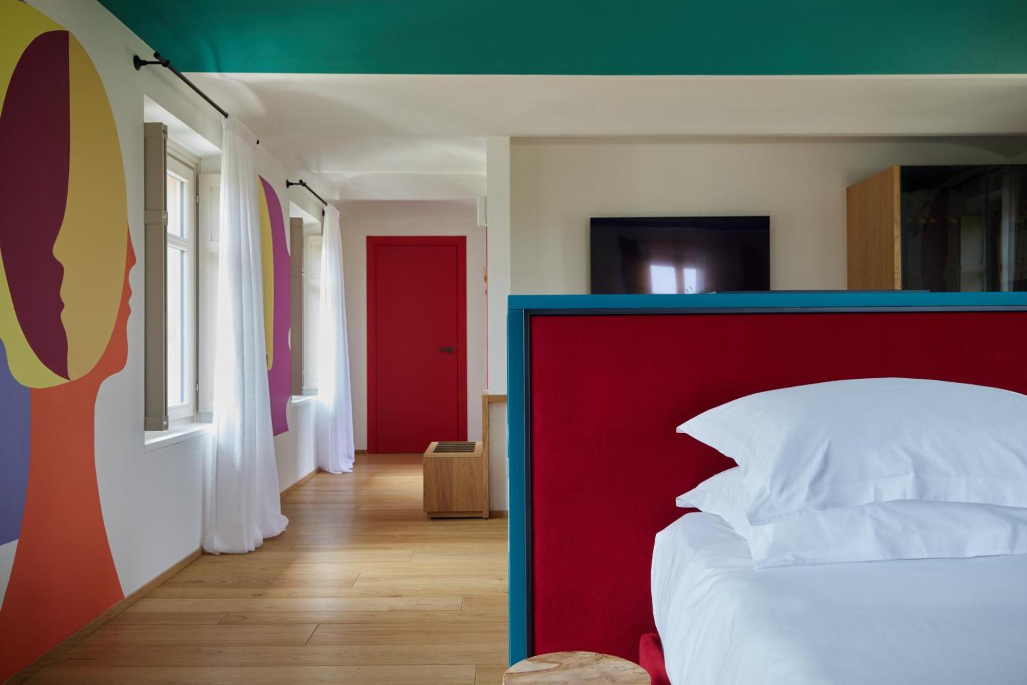 Hotel Le Marne Relais Costigliole d'Asti Esterno foto